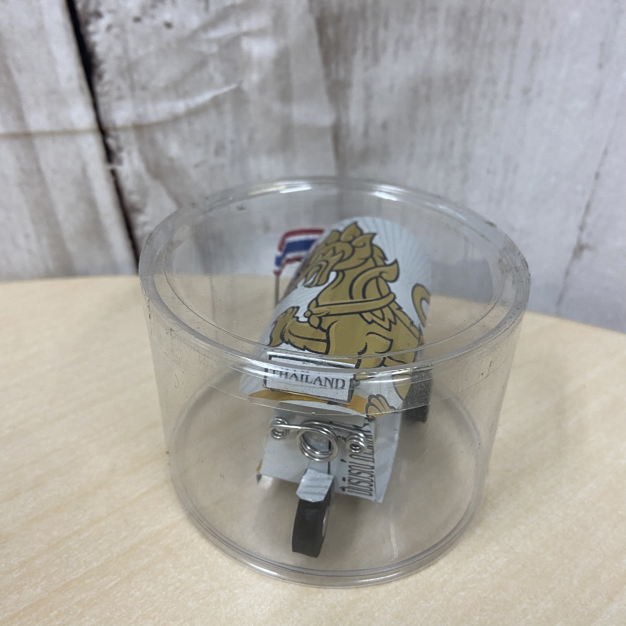 トゥクトゥク（シンハー缶）