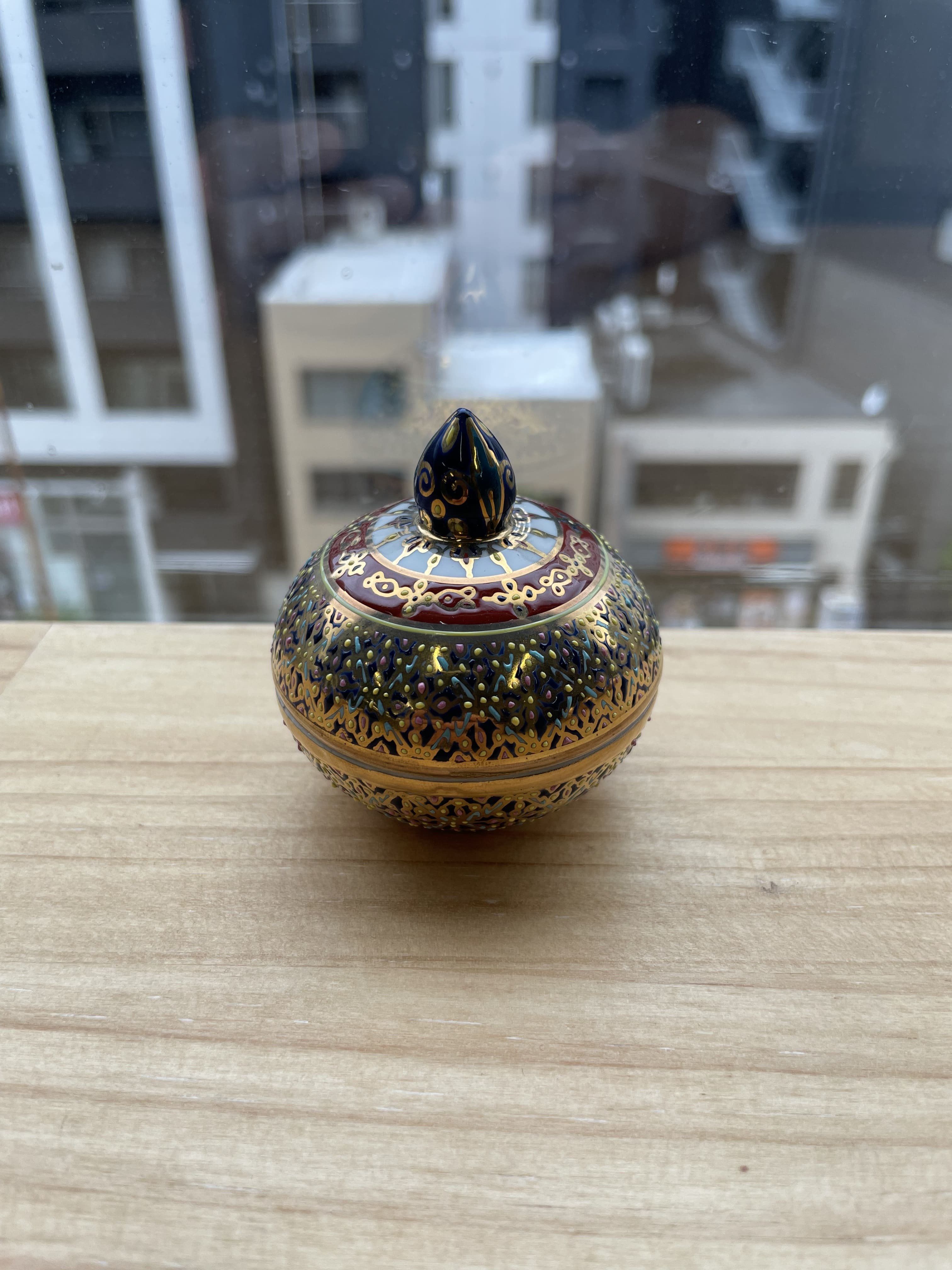 【ベンジャロン焼き】壺(高さ6.5cm×直径5cm)